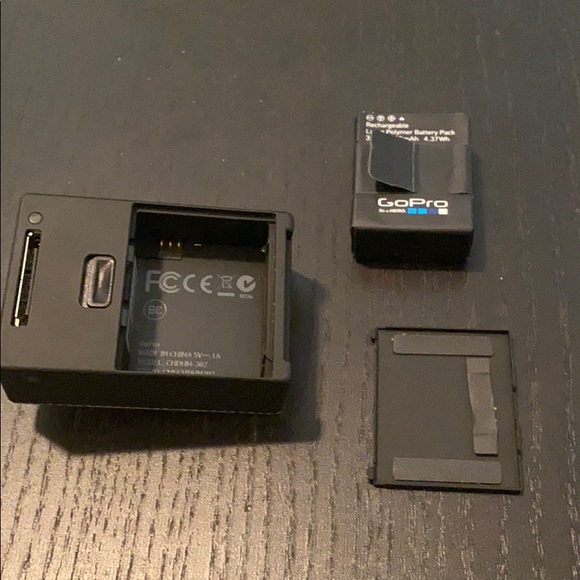 GoPro Hero 3 w/ SD card 32gb - Picture 5 of 6